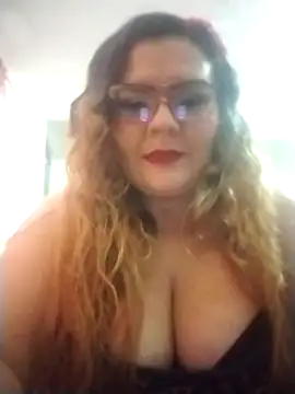 Snapshot of coral_marley chatting on October 15, 2025, 3:28 am coral marley online show from October 15, 2025, 3:28 am