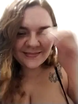 Snapshot of coral_marley chatting on November 3, 2025, 7:31 am coral marley online show from November 3, 2025, 7:31 am