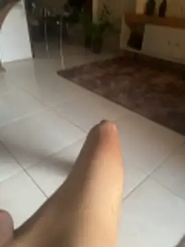 MCLZK online show from February 4, 2026, 8:25 pm