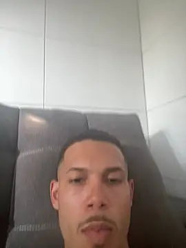 MCLZK online show from February 25, 2026, 7:45 pm