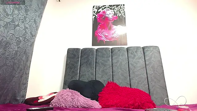 Snapshot of karinna_santana chatting on October 1, 2025, 10:49 pm karinna santana online show from October 1, 2025, 10:49 pm