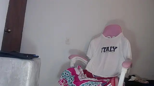 Snapshot of Adrew_fox chatting on October 26, 2025, 2:23 pm Adrew fox online show from October 26, 2025, 2:23 pm