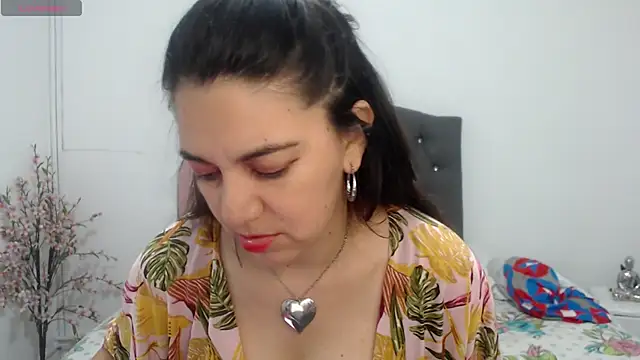 astrolover  online show from October 30, 2025, 2:57 am