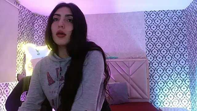 Snapshot of Ixchel_tay chatting on January 6, 2026, 3:10 am Ixchel tay online show from January 6, 2026, 3:10 am