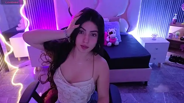 Snapshot of Ixchel_tay chatting on May 7, 2026, 3:45 am Ixchel tay online show from May 7, 2026, 3:45 am