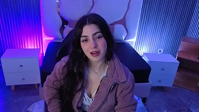 Snapshot of Ixchel_tay chatting on July 1, 2026, 4:47 am Ixchel tay online show from July 1, 2026, 4:47 am