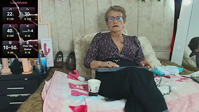 Devora mature65 online show from November 19, 2025, 2:33 am