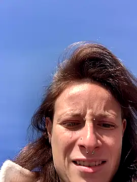 GoldenPussy1329 online show from November 19, 2025, 11:32 am