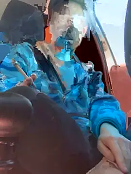 GoldenPussy1329 online show from March 26, 2026, 1:17 pm