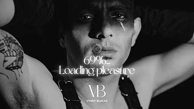 VynnyBlacke  online show from November 7, 2025, 11:27 pm