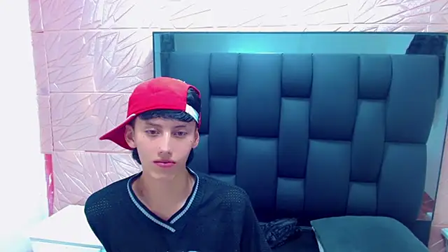 thaigo twink38 online show from January 7, 2026, 7:55 am