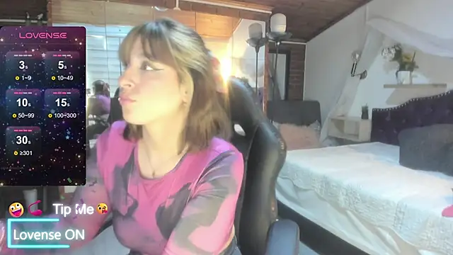 Snapshot of sophialyh_1 chatting on April 27, 2026, 1:09 pm sophialyh 1 online show from April 27, 2026, 1:09 pm