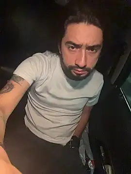 maximusdominus26 online show from November 6, 2025, 6:25 am