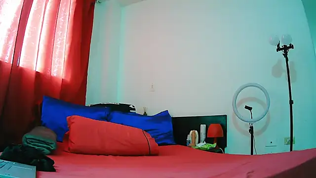 Snapshot of MissAsly chatting on November 28, 2025, 2:09 pm MissAsly online show from November 28, 2025, 2:09 pm