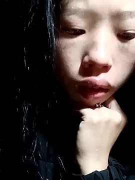 Khanhu xx online show from February 5, 2026, 12:04 am