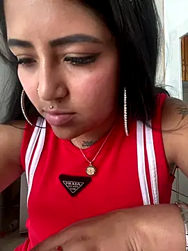 Nikoll 19 online show from October 3, 2025, 7:22 pm