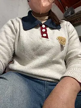 Snapshot of Liu30 chatting on November 28, 2025, 5:15 pm Liu30 online show from November 28, 2025, 5:15 pm