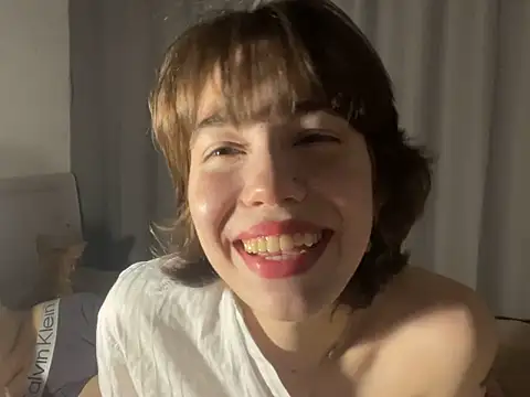 Snapshot of Sexy_frie chatting on October 30, 2025, 5:57 pm Sexy frie online show from October 30, 2025, 5:57 pm