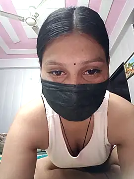 Snapshot of Tanya-905 chatting on April 15, 2026, 5:31 pm Tanya-905 online show from April 15, 2026, 5:31 pm