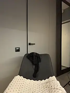 xdjin online show from October 26, 2025, 1:17 pm