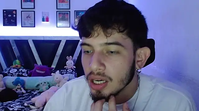 Snapshot of Sebasxxl12 chatting on September 30, 2025, 8:47 pm Sebasxxl12 online show from September 30, 2025, 8:47 pm