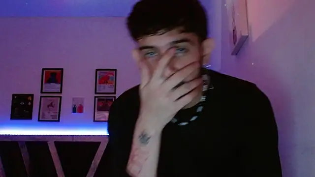 Snapshot of Sebasxxl12 chatting on November 24, 2025, 11:26 pm Sebasxxl12 online show from November 24, 2025, 11:26 pm