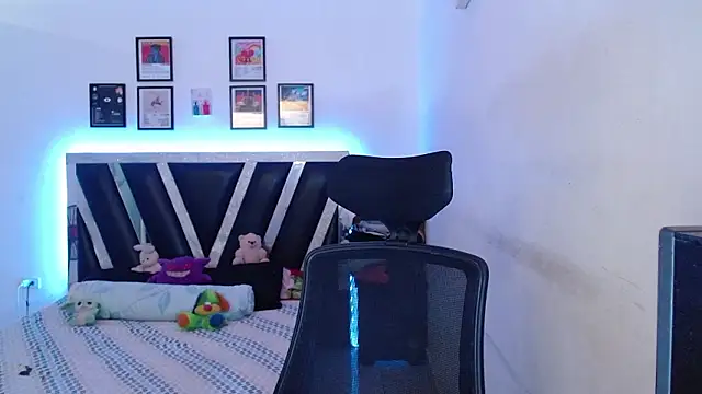 Sebasxxl12 online show from February 2, 2026, 1:10 pm