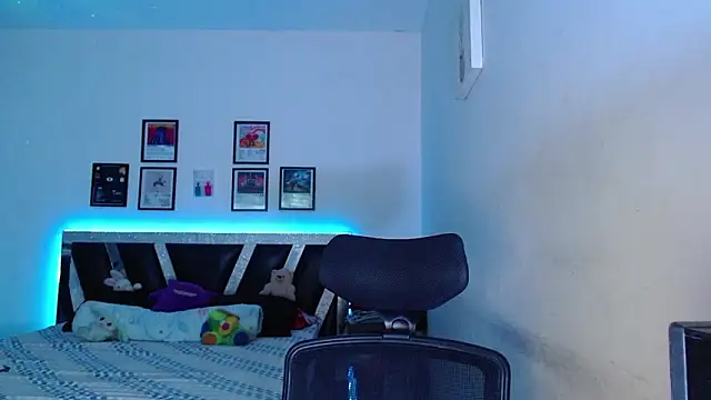 Sebasxxl12 online show from February 8, 2026, 7:01 am