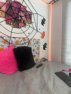 Sussyroxxx online show from October 26, 2025, 5:30 pm