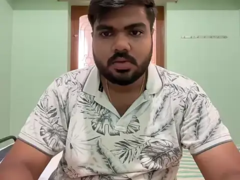 Snapshot of Romeo_Sam2 chatting on October 14, 2025, 5:08 am Romeo Sam2 online show from October 14, 2025, 5:08 am