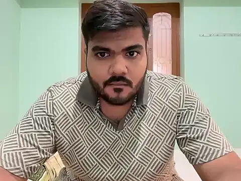 Romeo Sam2 online show from November 21, 2025, 6:12 am