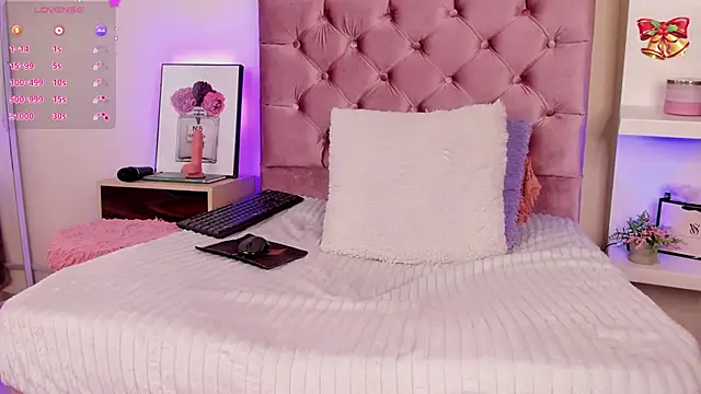 julianaarboleda online show from December 28, 2024, 3:37 pm