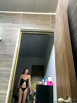 Cielo6925 online show from October 19, 2025, 5:46 pm