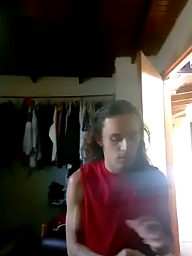 Snapshot of monroedelrey chatting on December 17, 2025, 5:41 pm monroedelrey online show from December 17, 2025, 5:41 pm