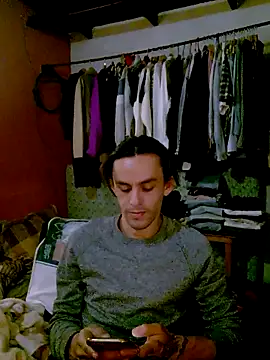 monroedelrey online show from December 19, 2025, 2:35 pm