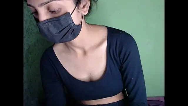 Snapshot of sexy_yuvi chatting on October 24, 2025, 6:59 pm sexy yuvi online show from October 24, 2025, 6:59 pm
