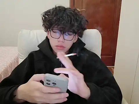 hangzi-0011 online show from November 3, 2025, 11:11 am