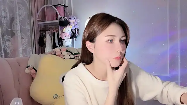 Snapshot of Titi-175 chatting on November 12, 2025, 11:21 am Titi-175 online show from November 12, 2025, 11:21 am