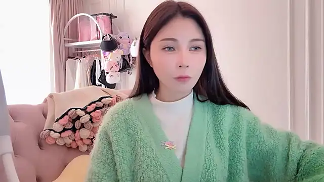 Snapshot of Titi-175 chatting on November 21, 2025, 4:11 am Titi-175 online show from November 21, 2025, 4:11 am