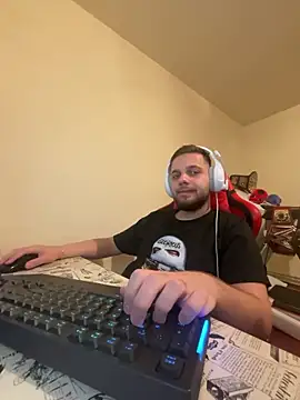 Snapshot of KingAdonisss chatting on October 30, 2025, 5:24 pm KingAdonisss online show from October 30, 2025, 5:24 pm