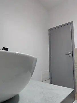 sexyguenda online show from February 22, 2026, 7:56 pm