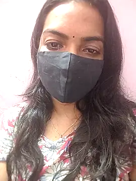 Tamil Hot Shasi online show from December 5, 2025, 8:05 pm