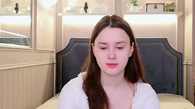 Snapshot of EvaSwen chatting on July 5, 2026, 11:56 pm EvaSwen online show from July 5, 2026, 11:56 pm