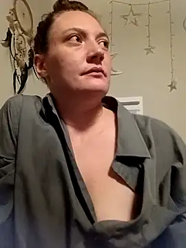 Smith00769 online show from October 18, 2025, 3:31 am
