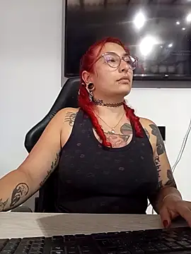 rojita-rojita online show from November 26, 2025, 10:33 pm