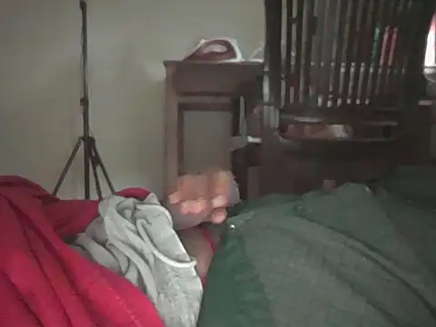 Hhhggghrrr3219 online show from October 28, 2025, 6:17 am