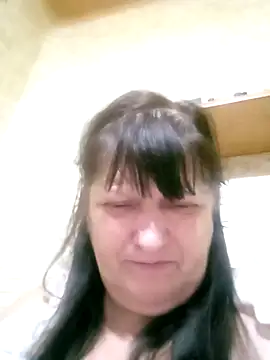 Apeesynka55211 online show from November 6, 2025, 9:37 pm