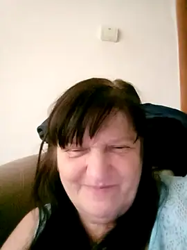 Apeesynka55211 online show from December 14, 2025, 8:41 am