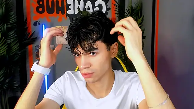 JaremyHarris online show from November 11, 2025, 10:48 am