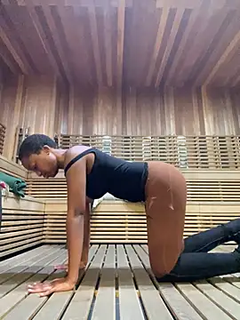 Snapshot of tia___fox chatting on January 15, 2026, 3:16 pm tia fox online show from January 15, 2026, 3:16 pm